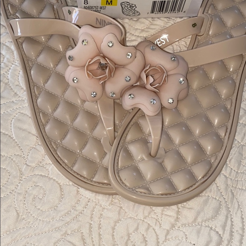NIB Nine West Jelly Flip Flops/Sandals